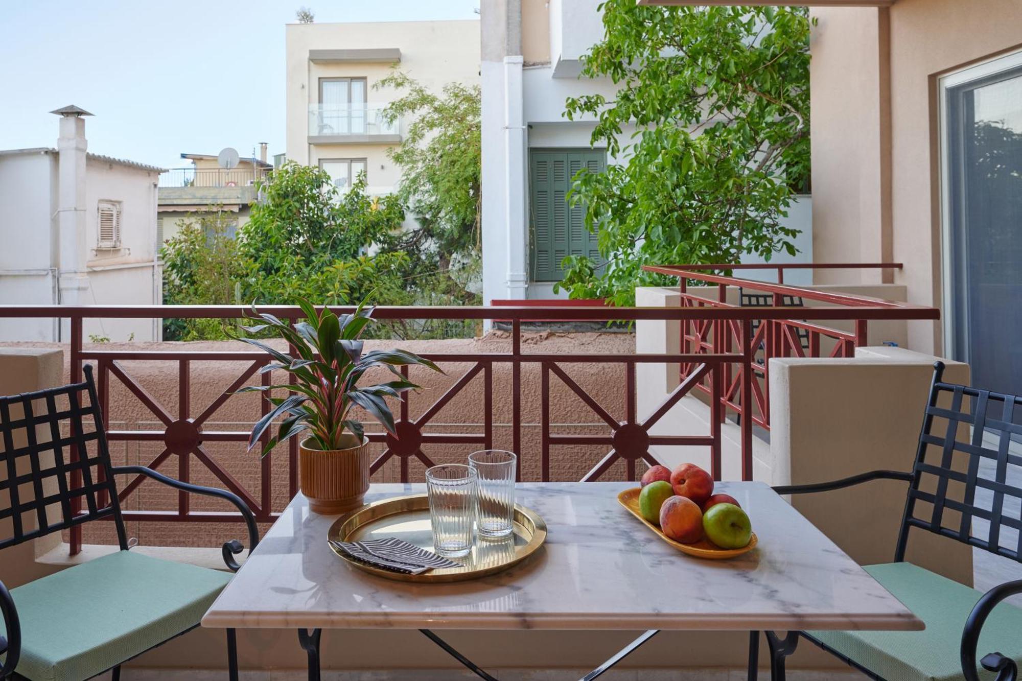 אתונה Rastoni Acropolis Uniquely Located Stylish Apartments מראה חיצוני תמונה