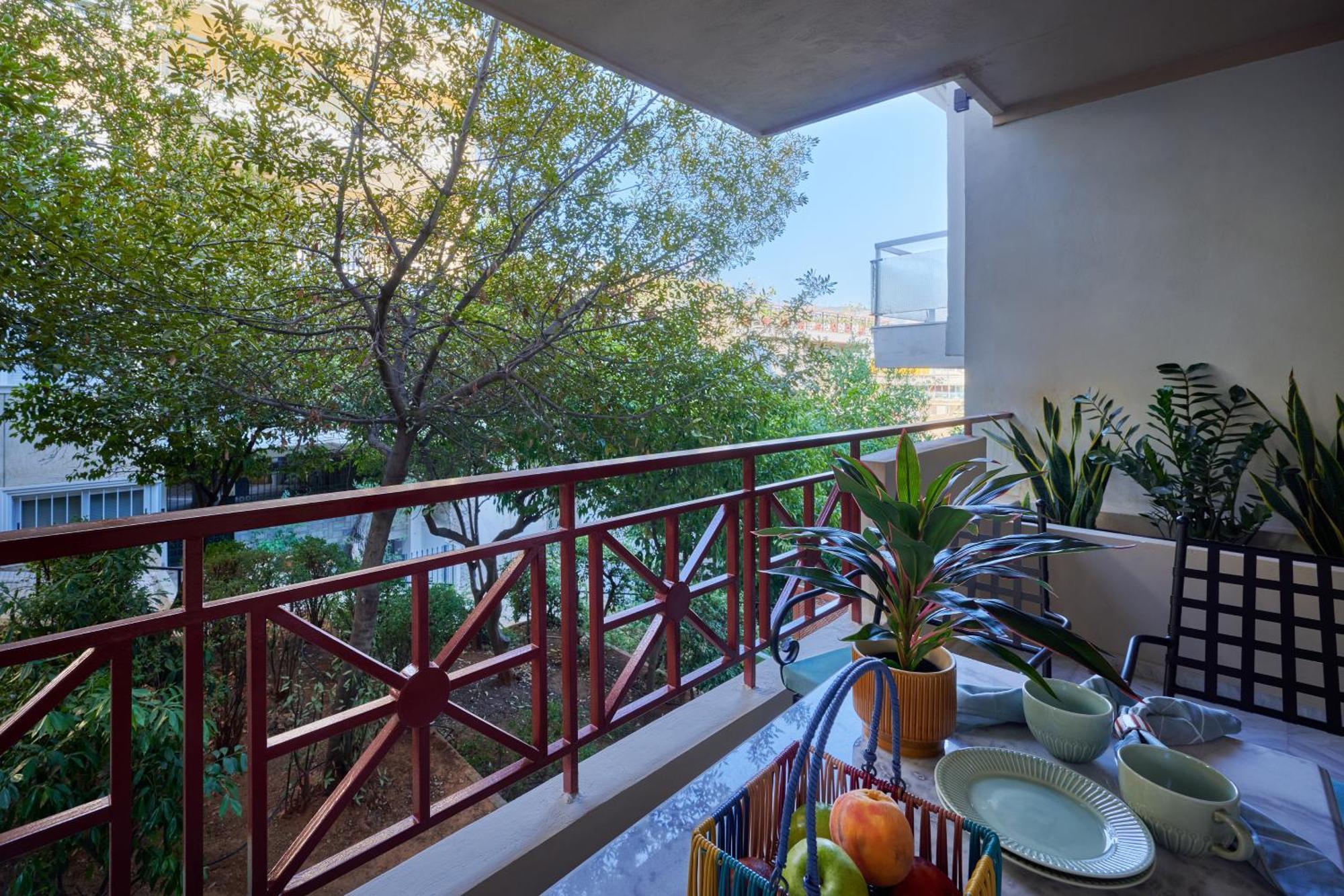 אתונה Rastoni Acropolis Uniquely Located Stylish Apartments מראה חיצוני תמונה
